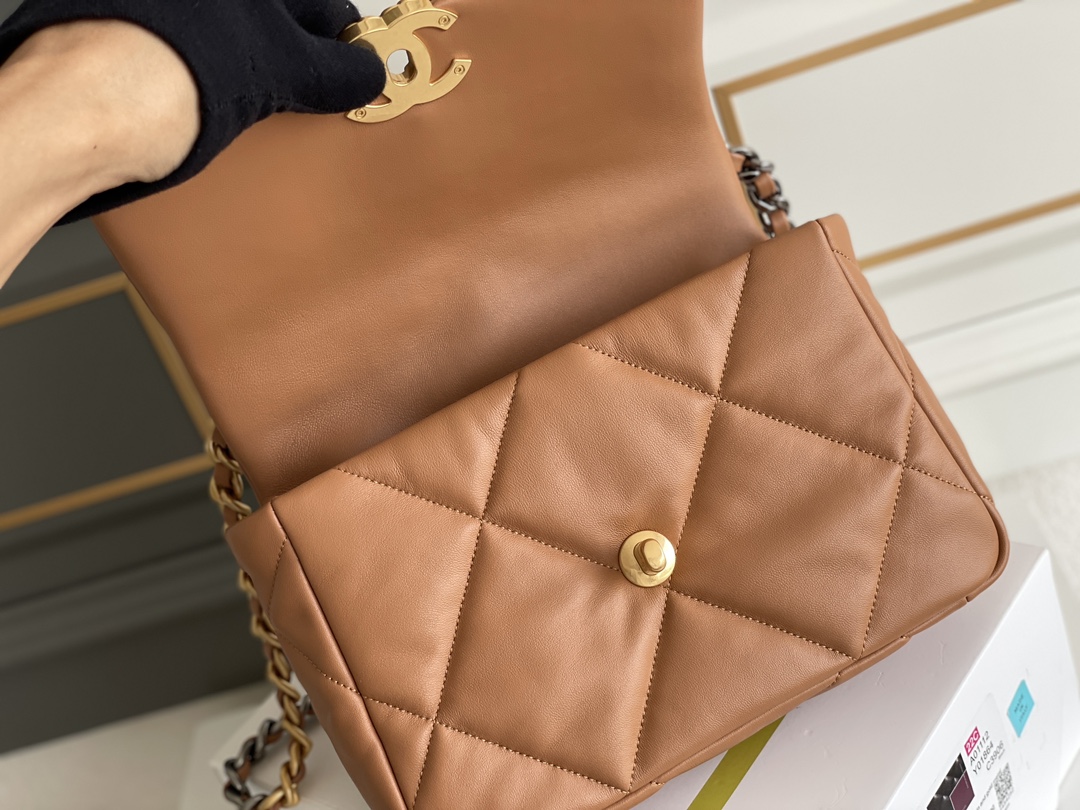 19 Handbag in Caramel Quilted Shiny Lambskin with Gold-Tone, Silver-Tone & Ruthenium-Finish Metal (Model AS1160) - Mocuir
