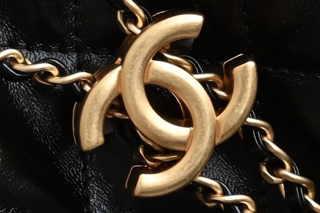 Chain Decor Hobo Bag（Noir） - Mocuir