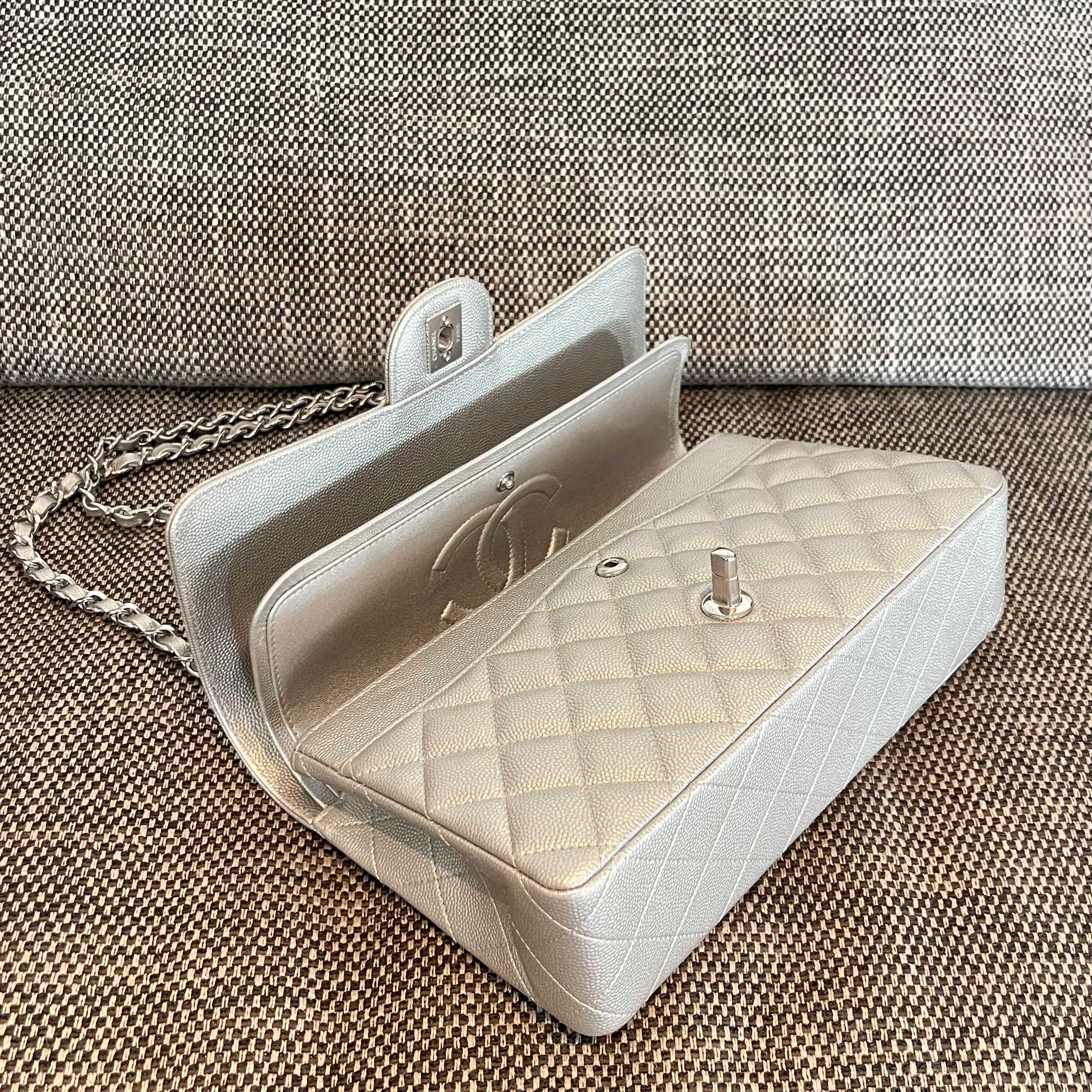 Classic Flap Bag（Caviar Leather） - Mocuir