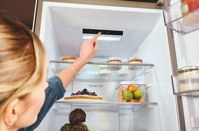 CANDY - Frigorifero combinato CNCQ2T618EX Classe E 355 lt-Stainless steel