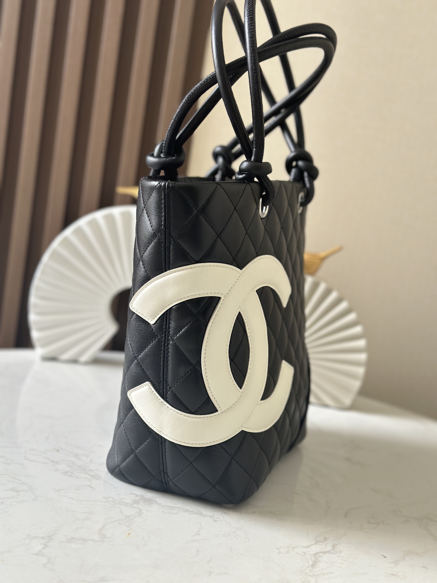 Black & White Quilted Cambon Small Tote Bag with Contrast CC Logo - Mocuir