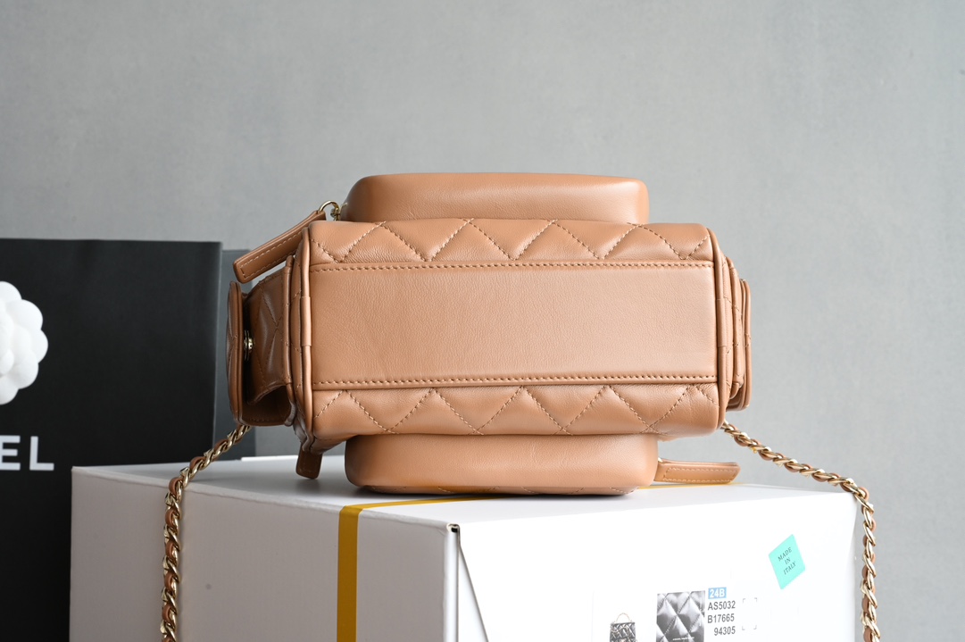 24K Camera Bag in Caramel Quilted Lambskin with Light Gold-Tone Hardware (Model AS5156) - Mocuir