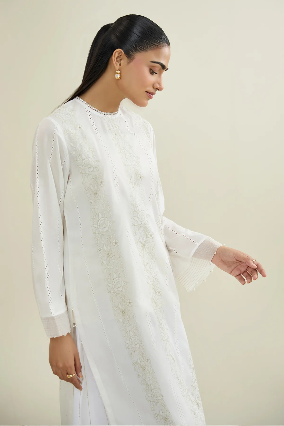 LAWN | EMBROIDERED