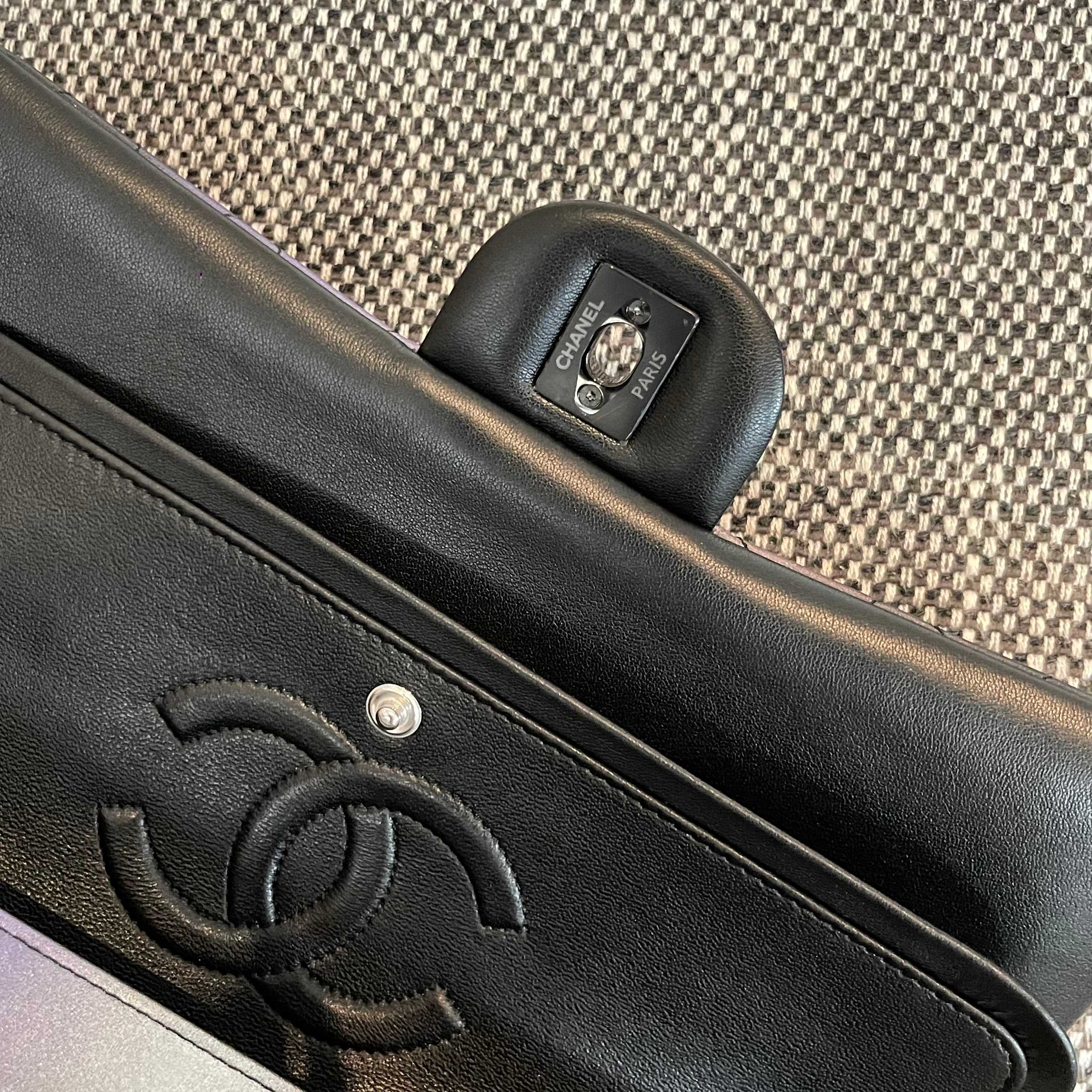 Classic Flap Bag（Gradient iridescent lambskin） - Mocuir