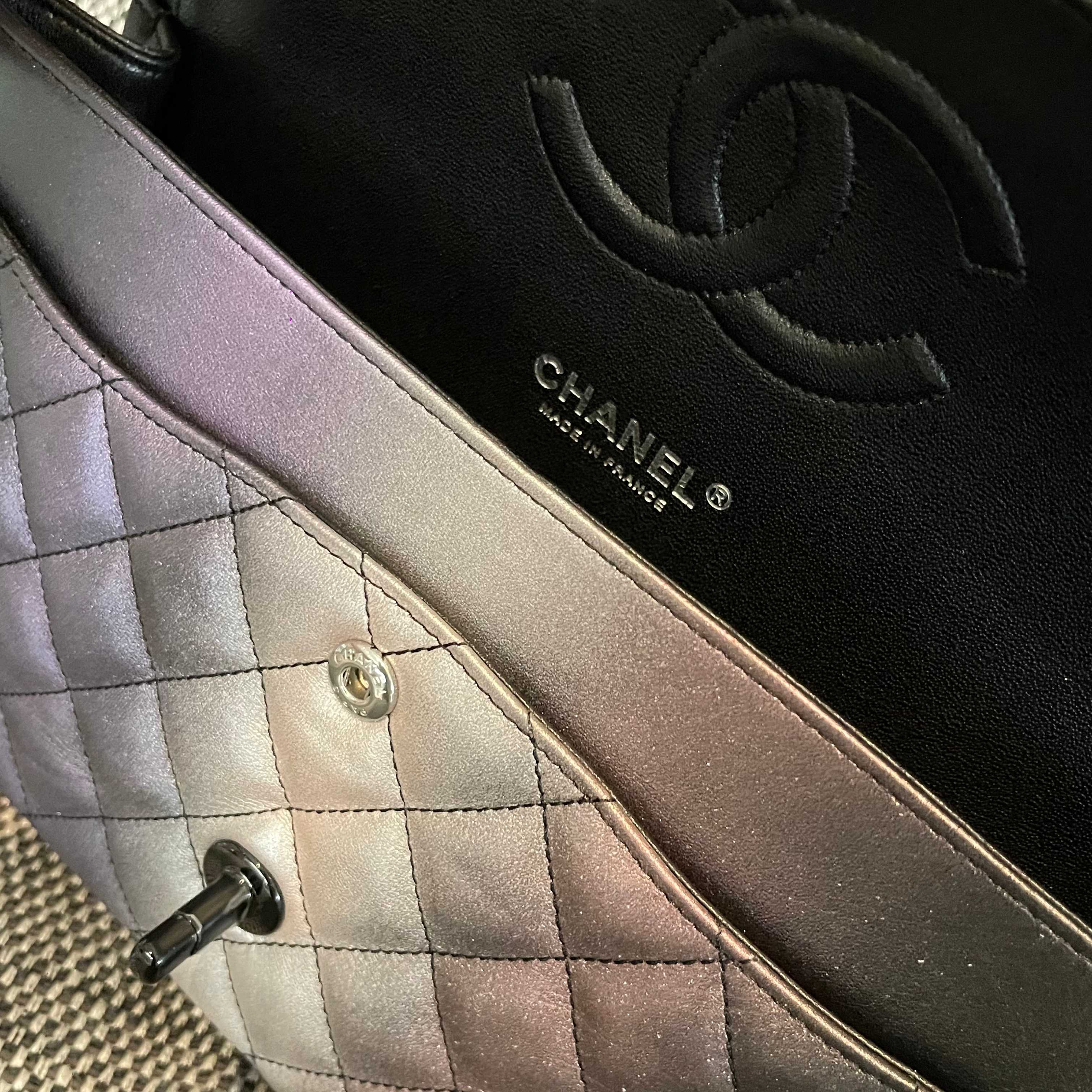 Classic Flap Bag（Gradient iridescent lambskin） - Mocuir