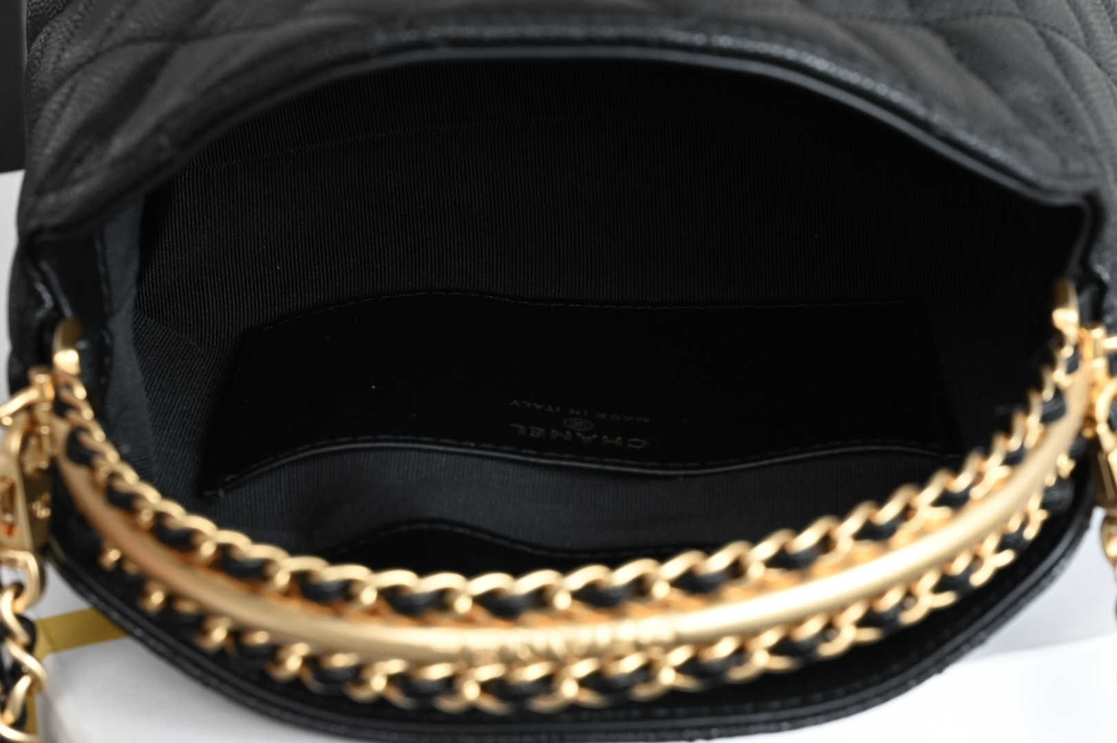 24C Lunch Box Bag (Handle Bag) in Black Caviar Leather with Gold-Tone Hardware (Model AS4579) - Mocuir