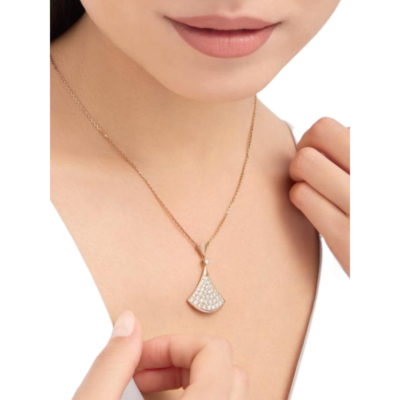 DIVAS’ DREAM Necklace