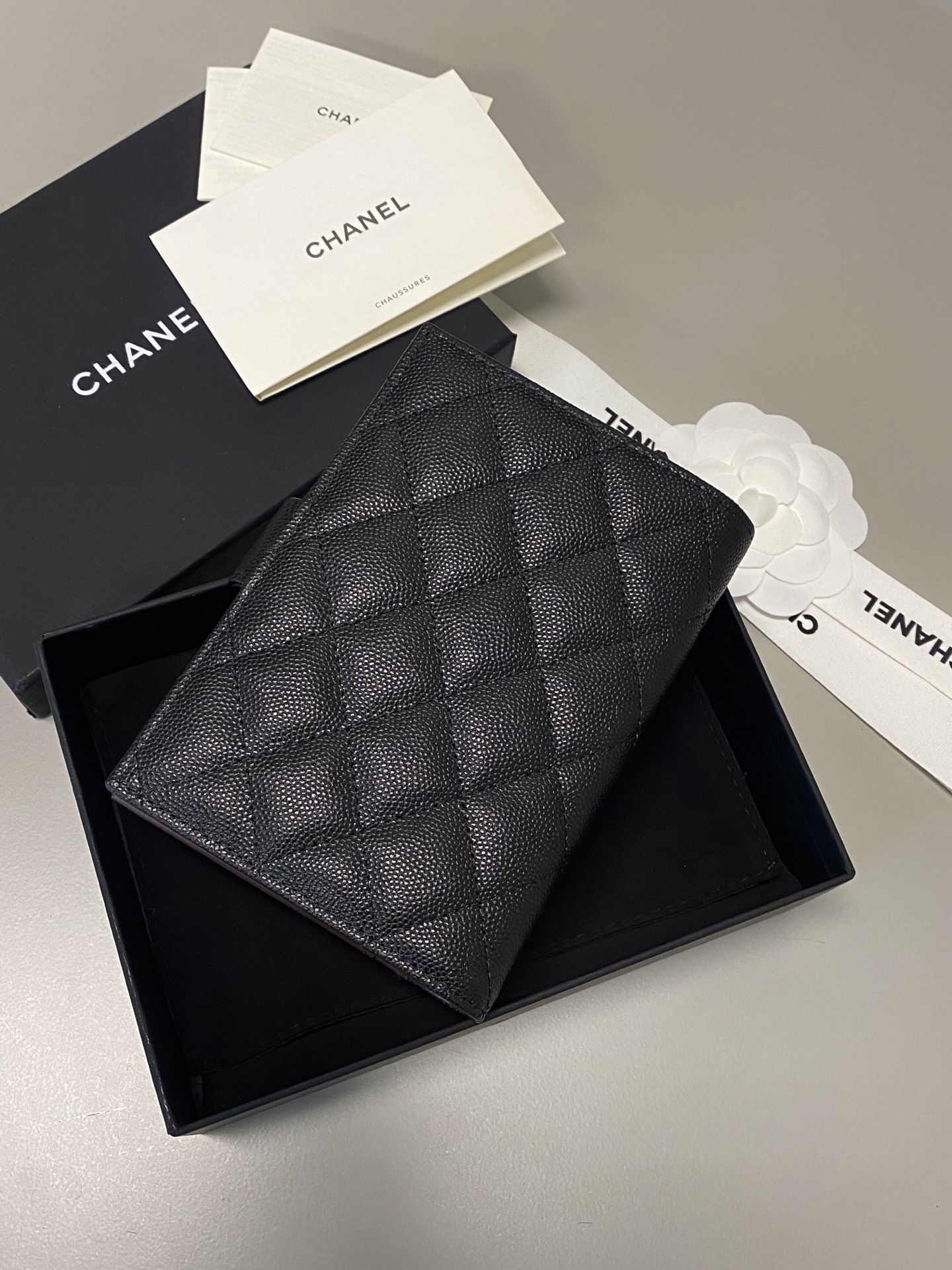 Classic Quilted Passport Holder in Black Caviar Calfskin with Gold Hardware (Model AP3791) - Mocuir