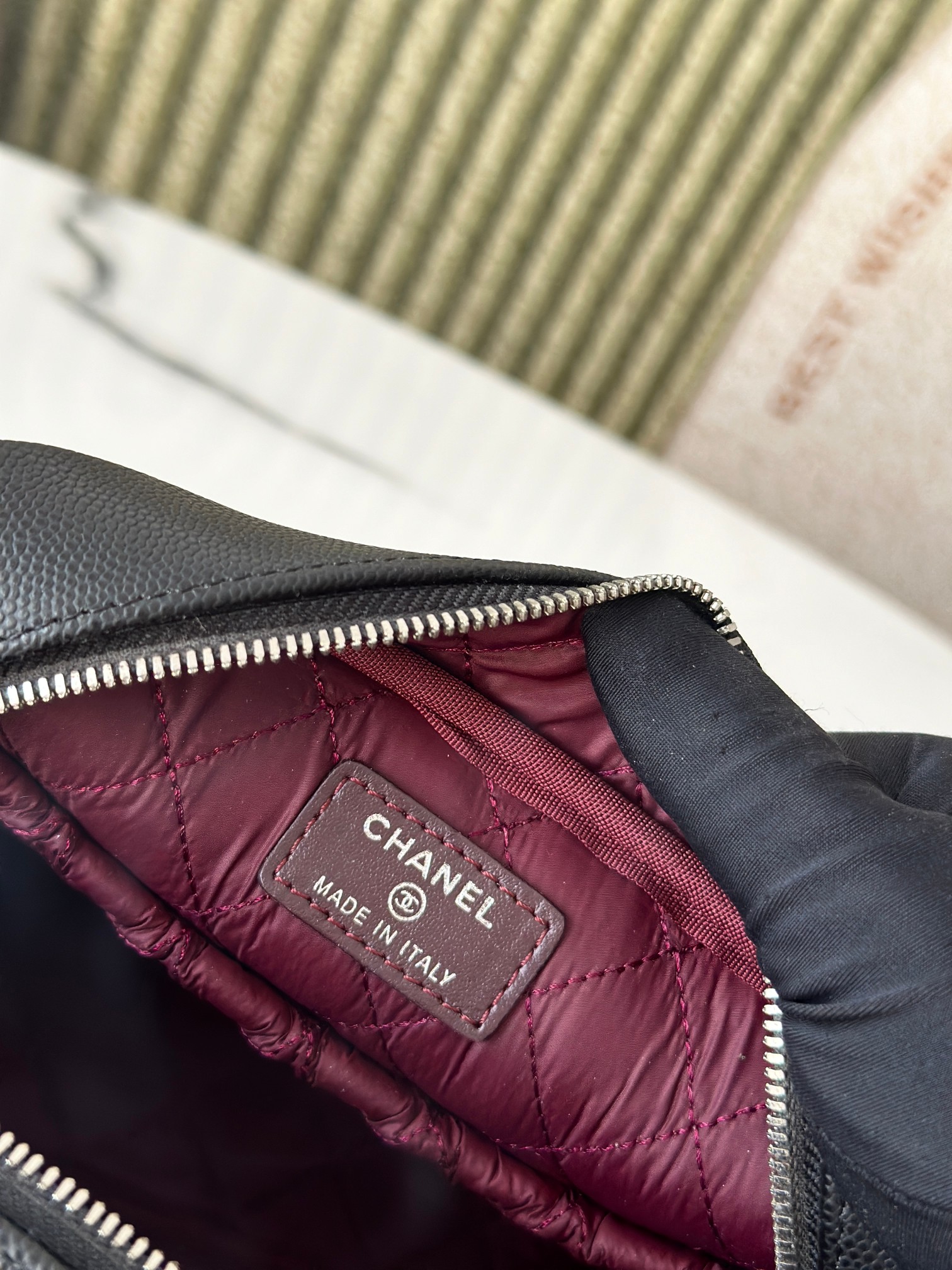 Large Cosmetic Clutch - Mocuir