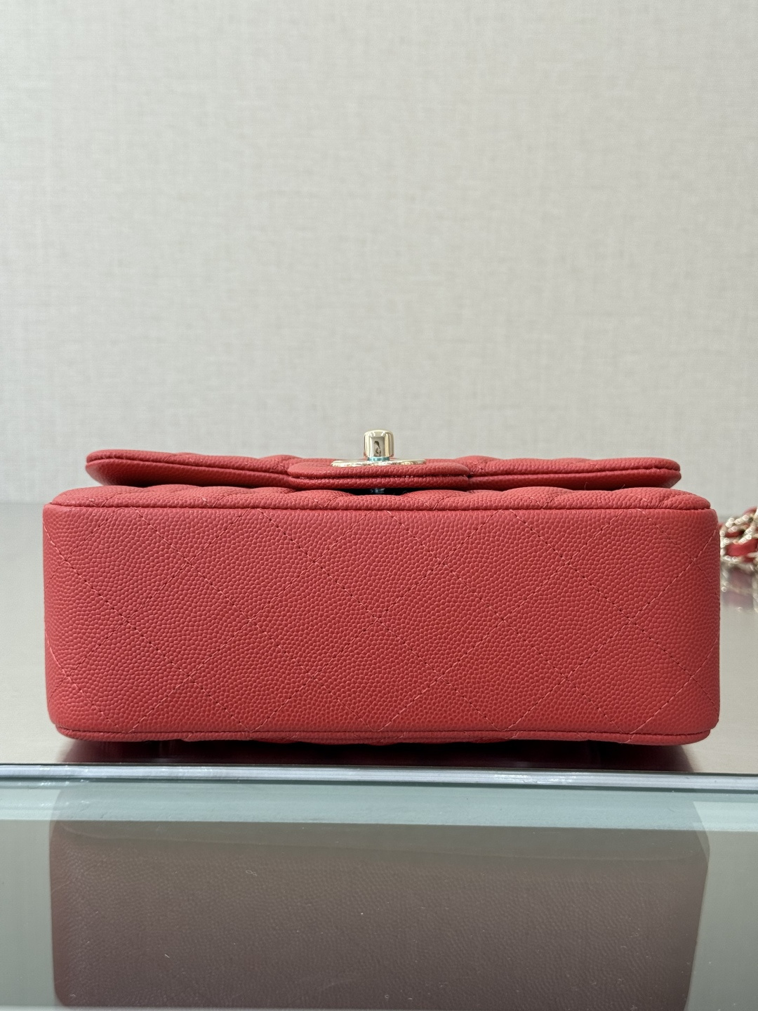 Mini Classic Flap Handbag（Red） - Mocuir