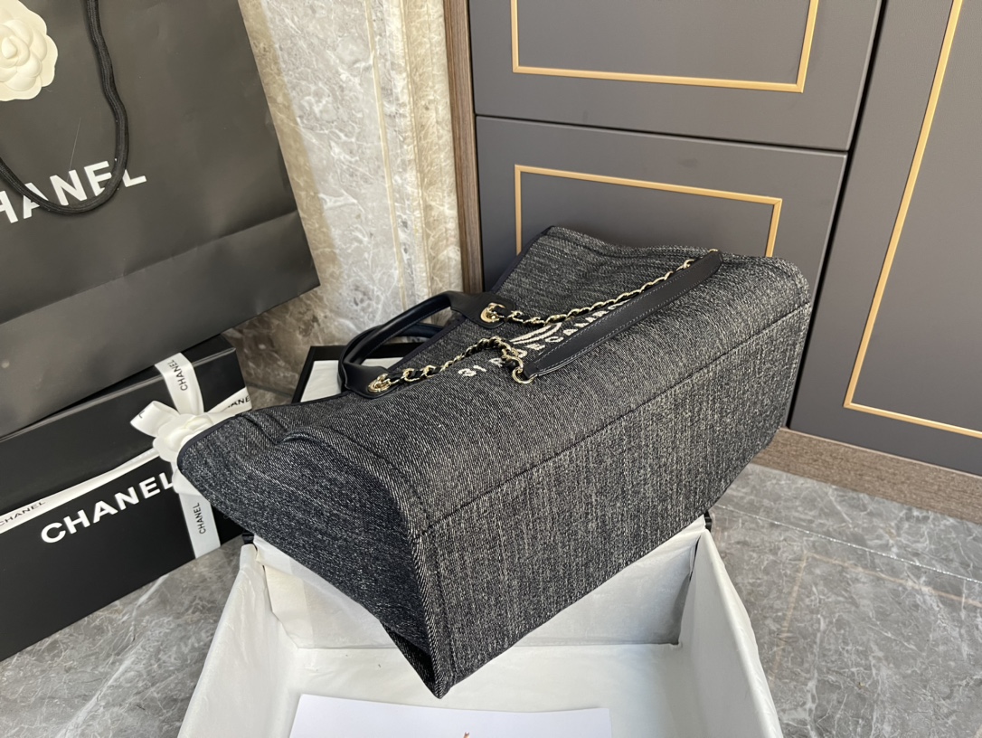 Deauville Large Quilted Denim Canvas Tote Bag with Gold-Tone Hardware - Mocuir