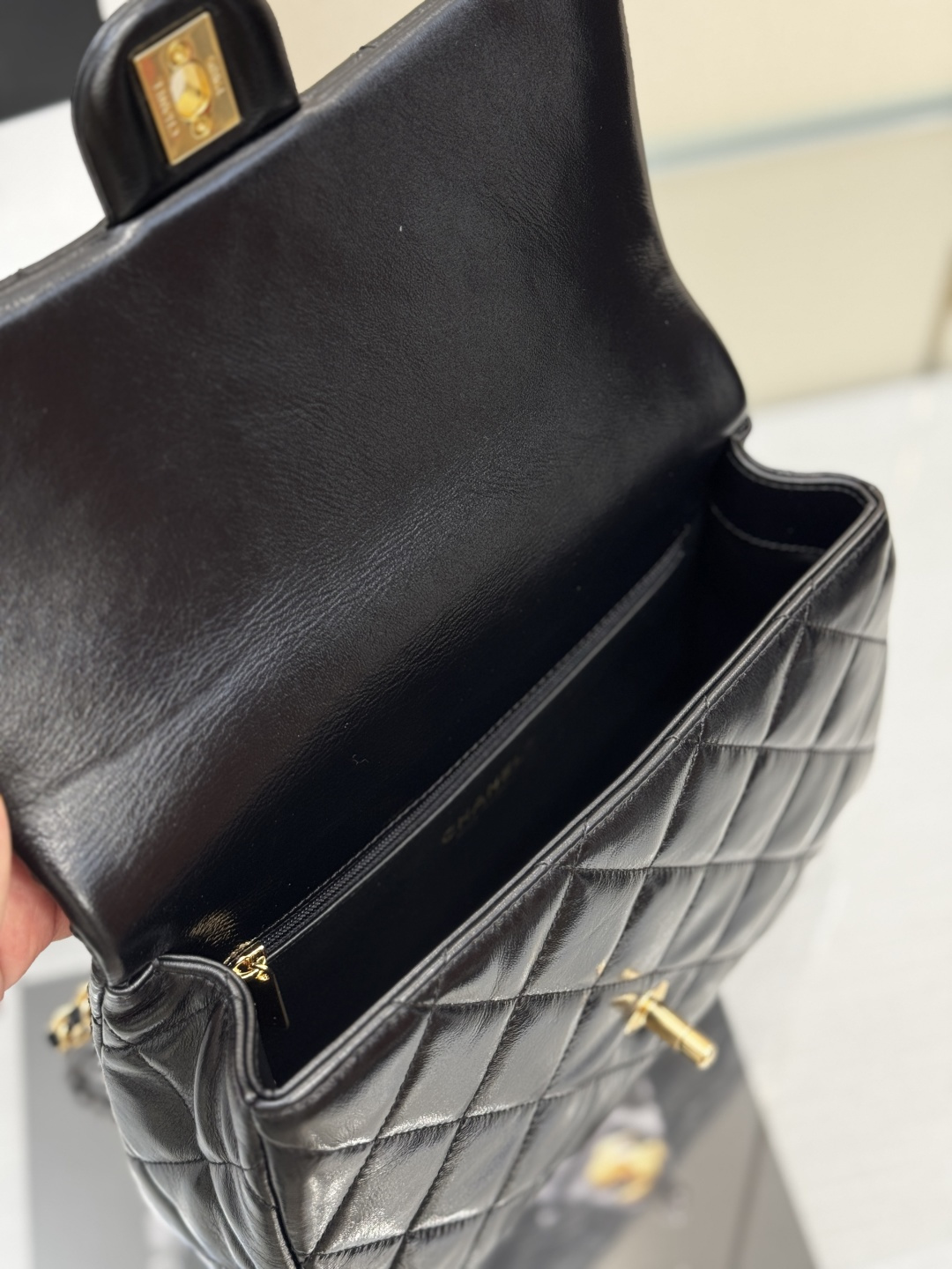 24B Classic Flap Large with Twist Handle in Black Waxed Lambskin with Gold-Tone Hardware (Model AS5166) - Mocuir