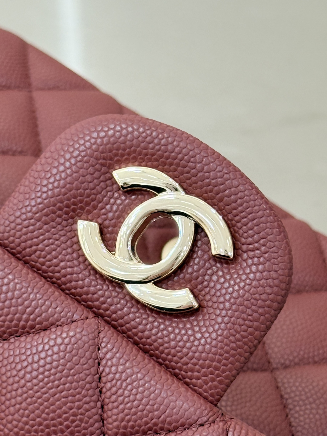 Mini Classic Flap Handbag（Wine Red） - Mocuir