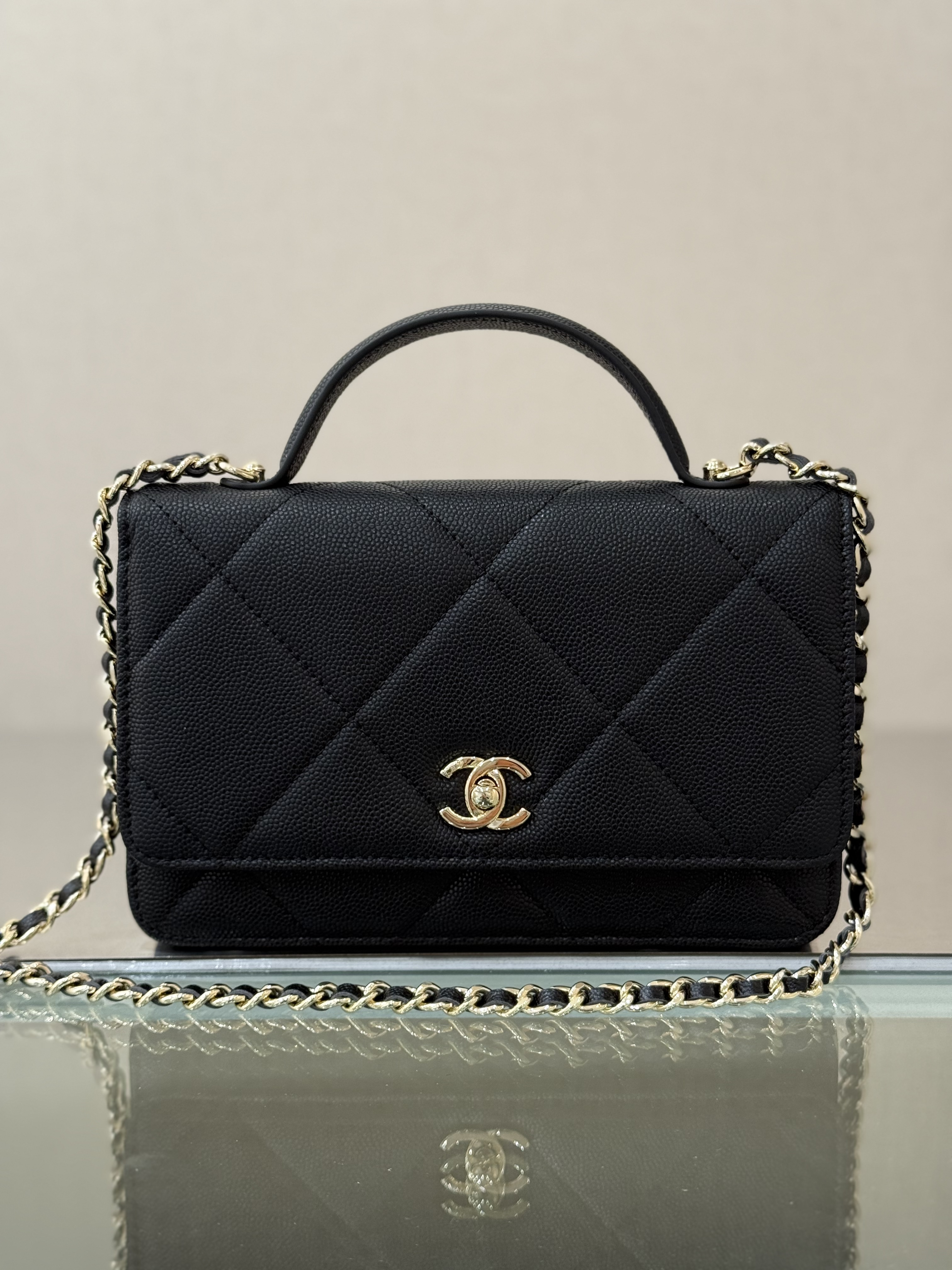 Classic Wallet On Chain with Top Handle（Black） - Mocuir