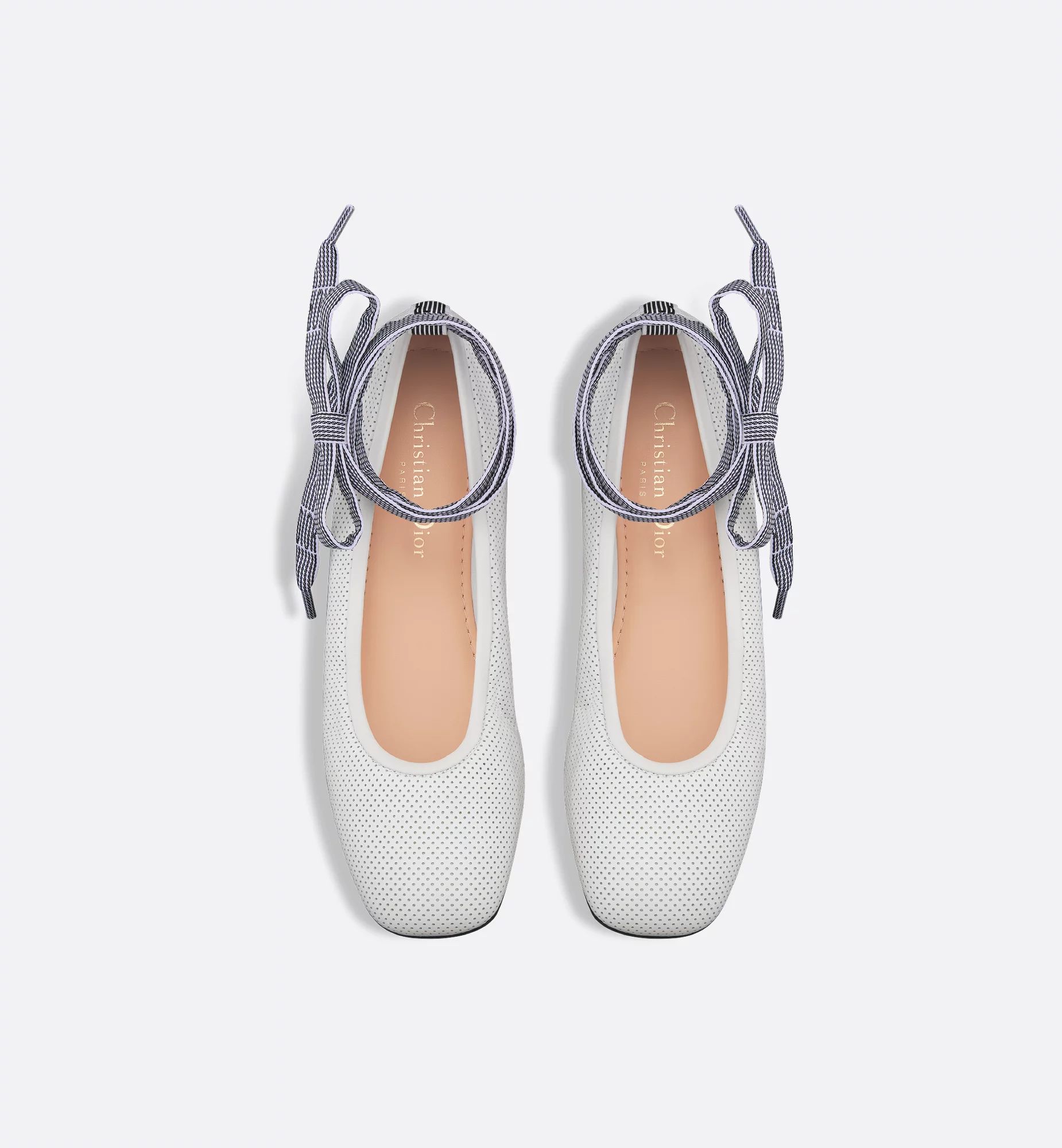 D-Journey Lace-Up Ballet Flat