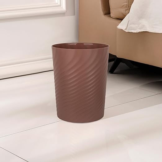 SMARTTOSS Plastic Trash Can Wastebasket