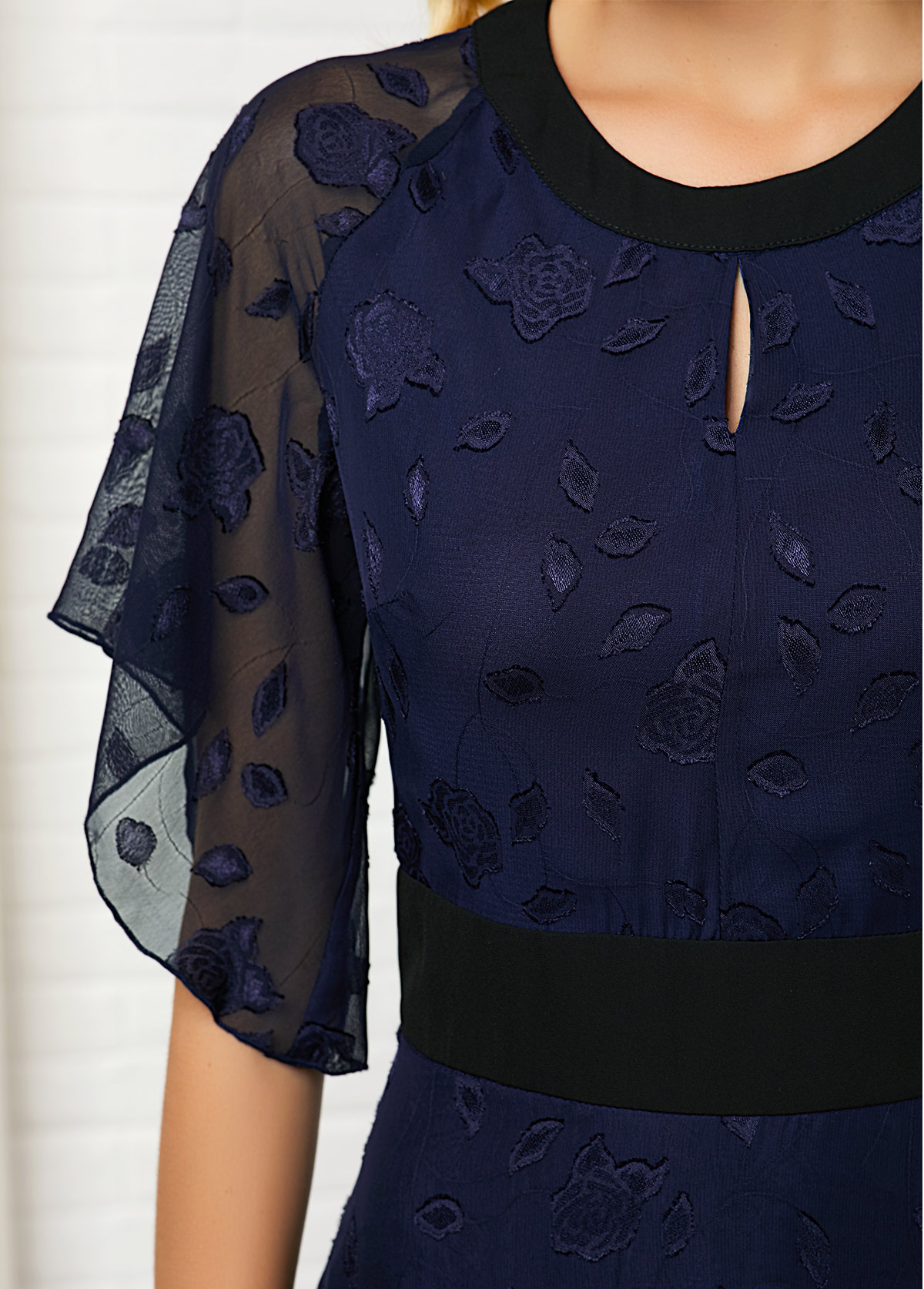Keyhole Front Solid Asymmetric Hem Dress