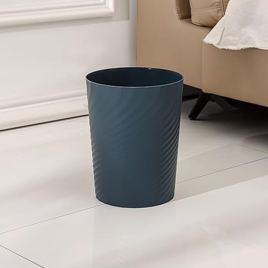 SMARTTOSS Plastic Trash Can Wastebasket