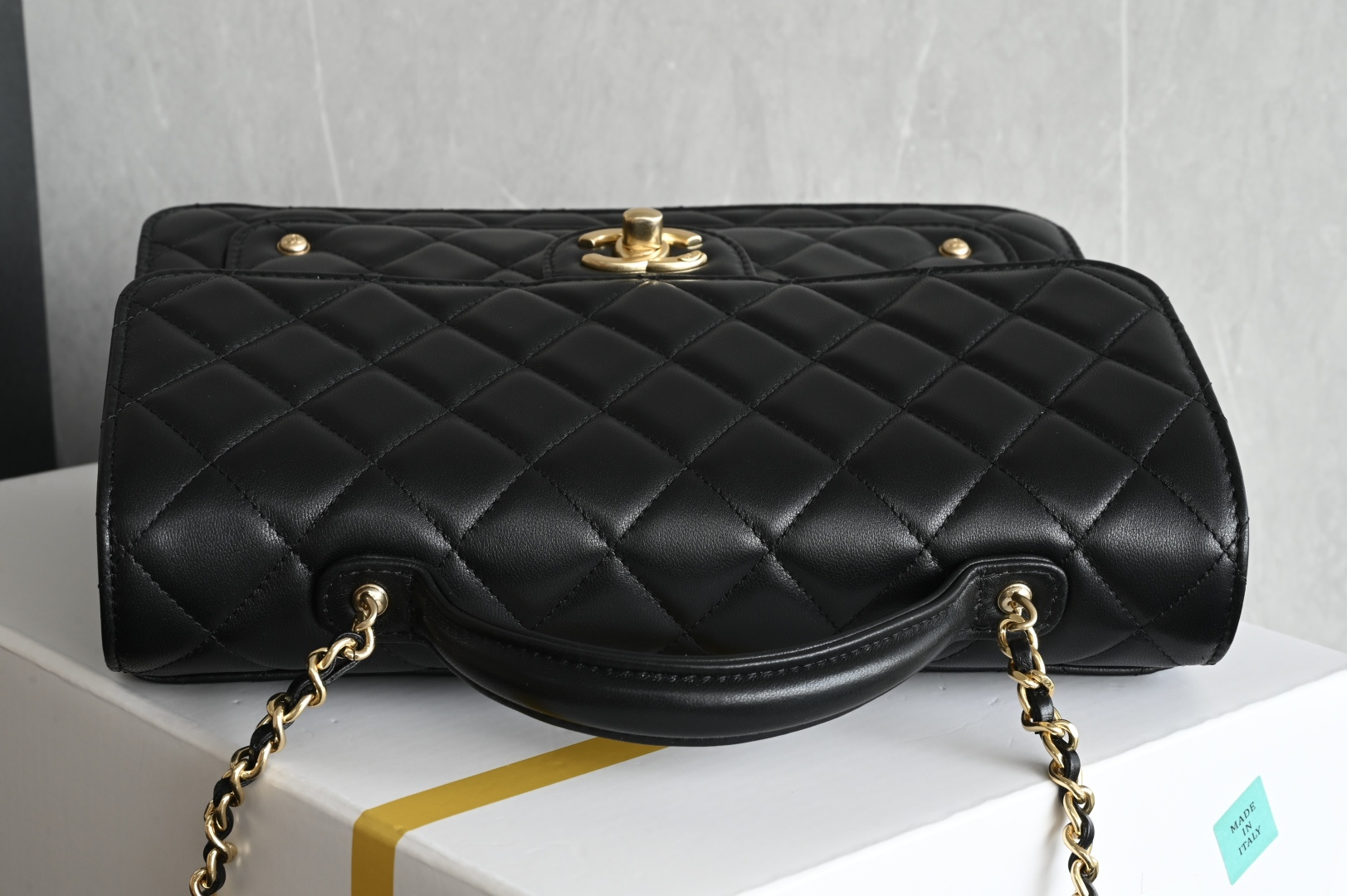 2025B Backpack in Black Shiny Lambskin with Gold-Tone Hardware (Model AS5704) - Mocuir