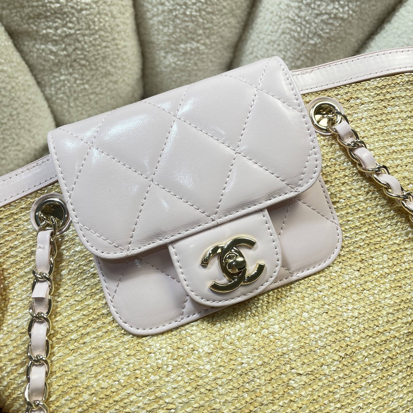 Straw & Lambskin Tote Bag with Pouch in Sakura Pink with Gold-Tone Hardware, 25C Cruise Collection - Mocuir