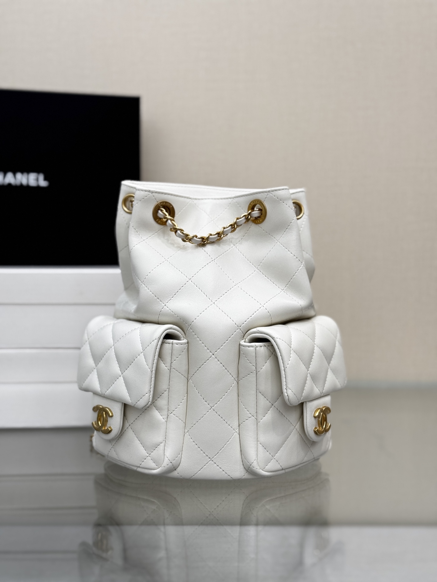 Drawstring Bucket Backpack（White） - Mocuir