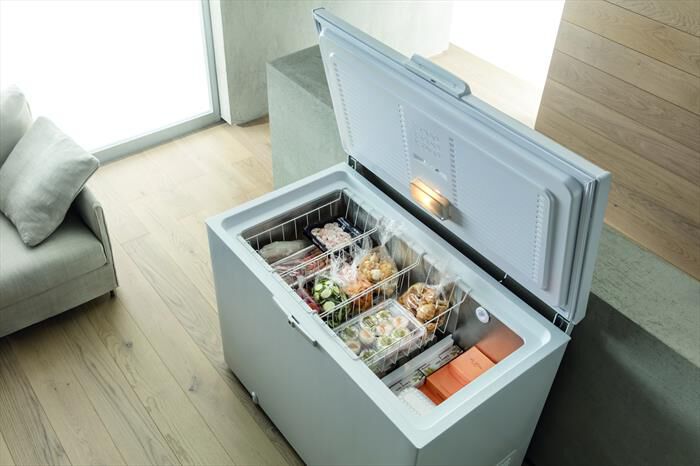 WHIRLPOOL - Congelatore verticale WHE31352 Classe E-White