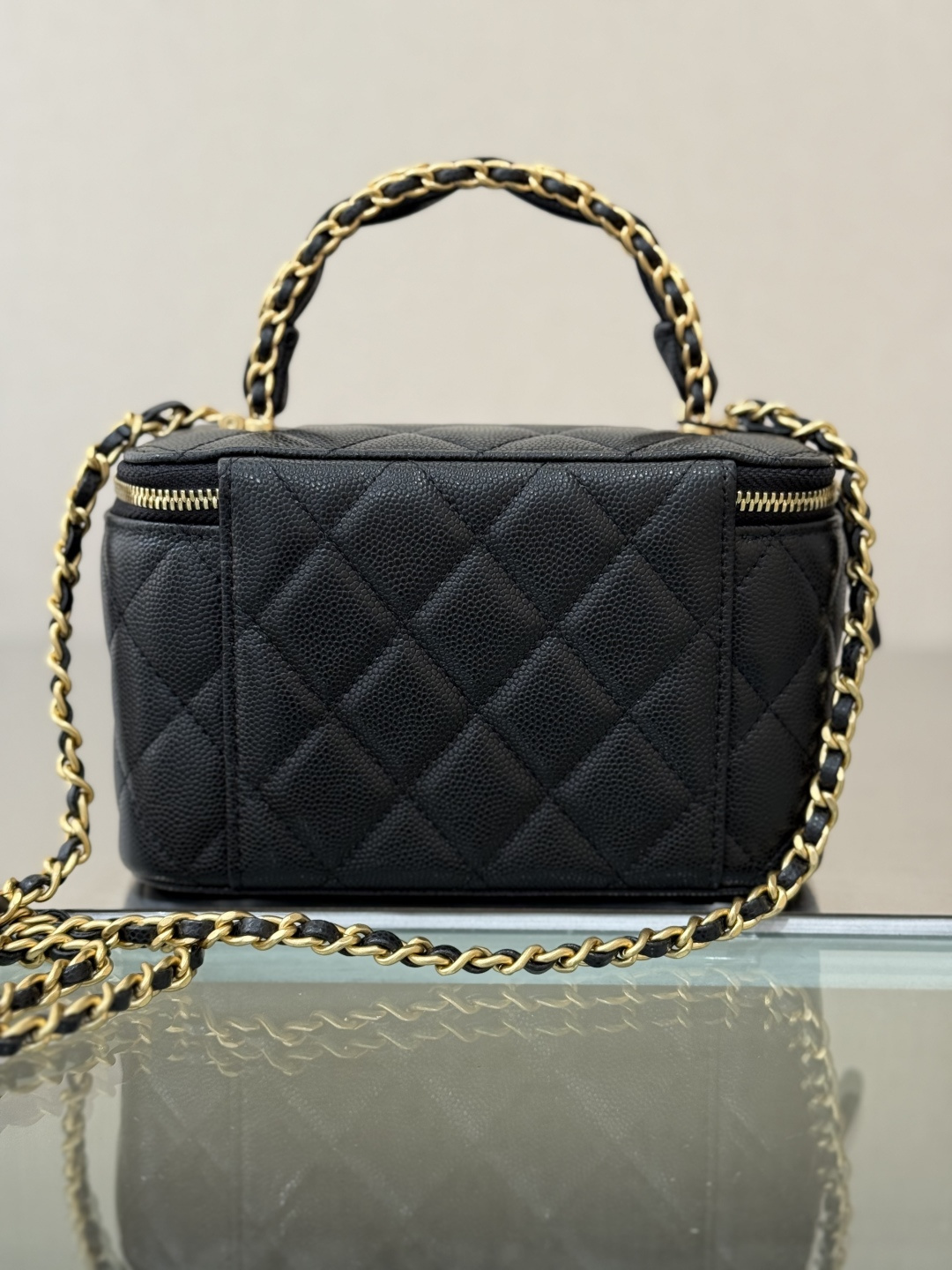 25C Top Handle Long Vanity Case (AS5221) in Black Quilted Grained Calfskin with Antique Gold-Tone Hardware - Mocuir