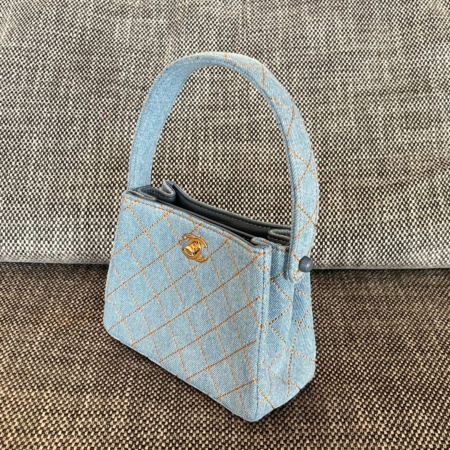 Vintage Light Blue Denim Quilted Mini Kelly Handbag with Gold-Tone CC Turn-Lock - Mocuir