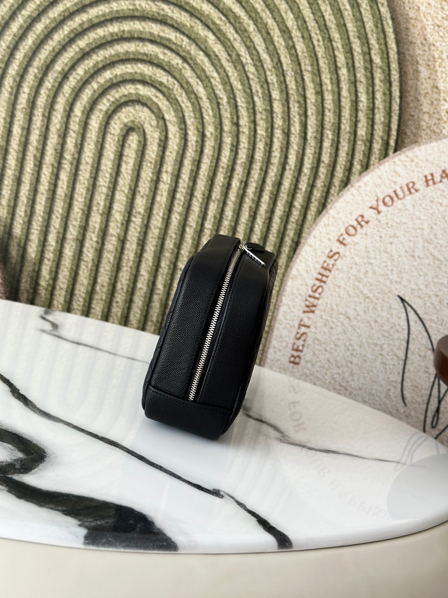 Large Cosmetic Clutch - Mocuir