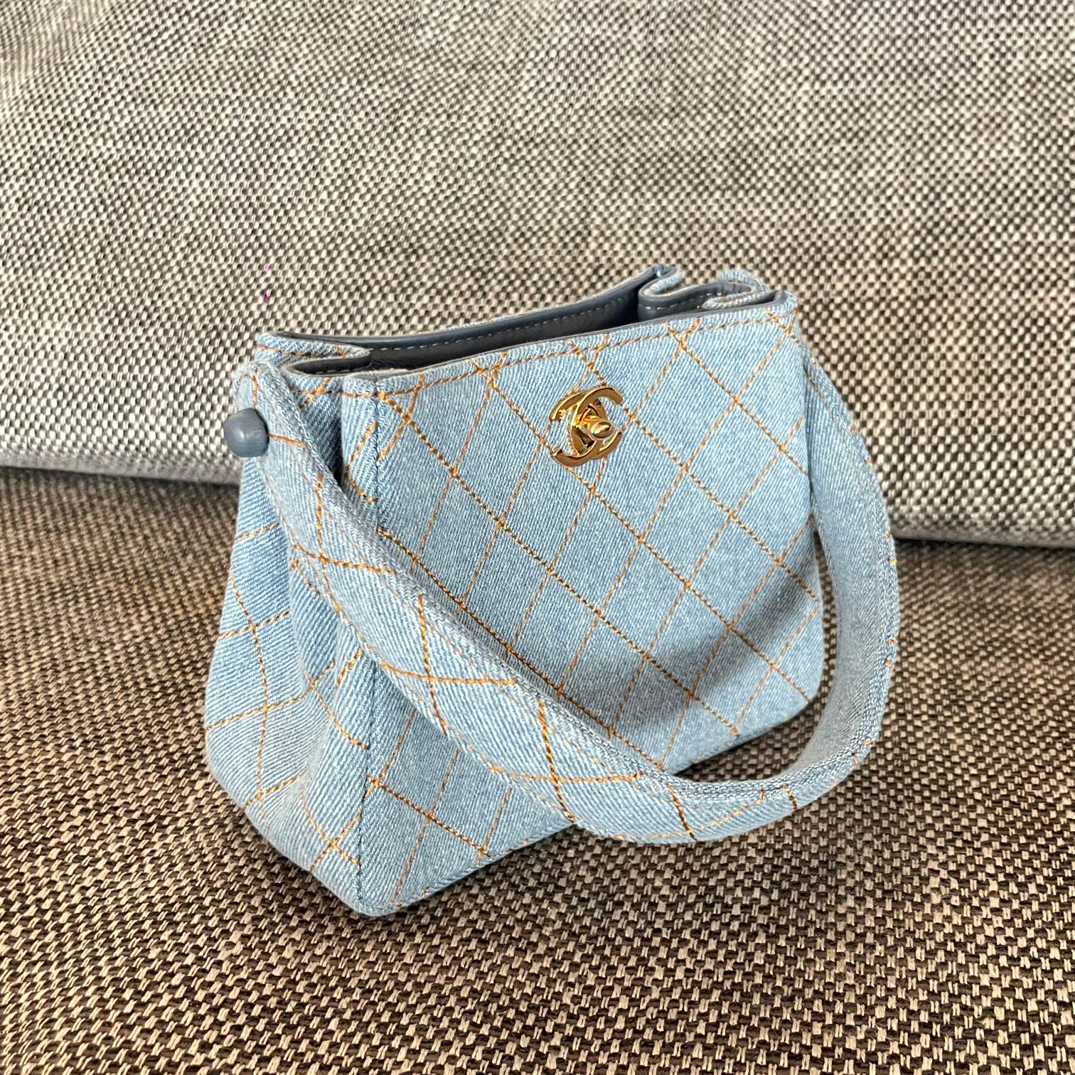 Vintage Light Blue Denim Quilted Mini Kelly Handbag with Gold-Tone CC Turn-Lock - Mocuir