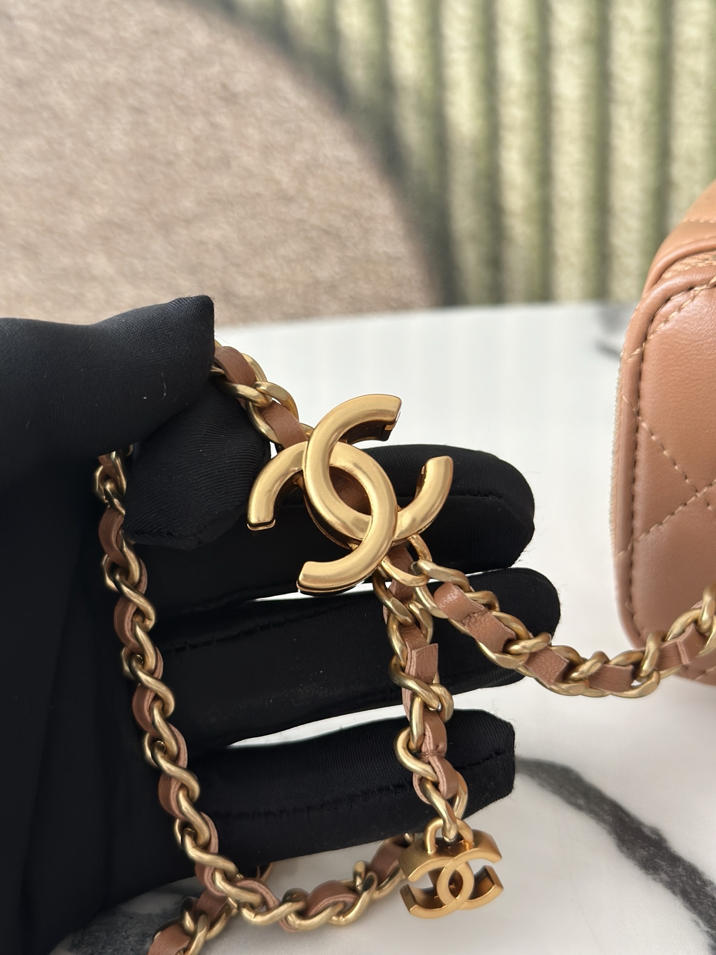 25B Caramel Quilted Lambskin Mini Vanity Case with Adjustable CC Chain and Gold-Tone Hardware - Mocuir