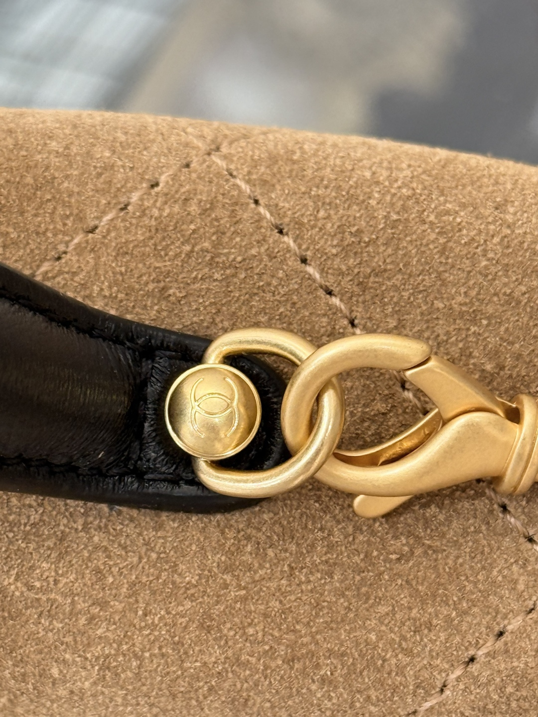 Small Vanity Case in Suede & Lambskin - Mocuir