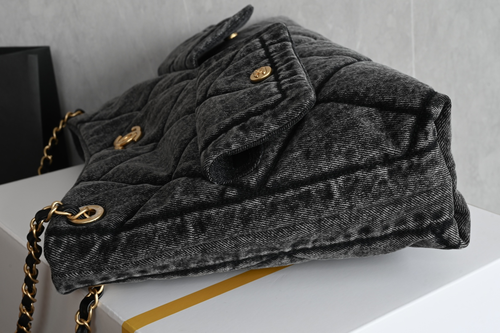 25K Cruise Collection Washed Black Denim Hobo Tote Bag with Double Pockets & Gold-Tone Hardware (Model AS5727) - Mocuir