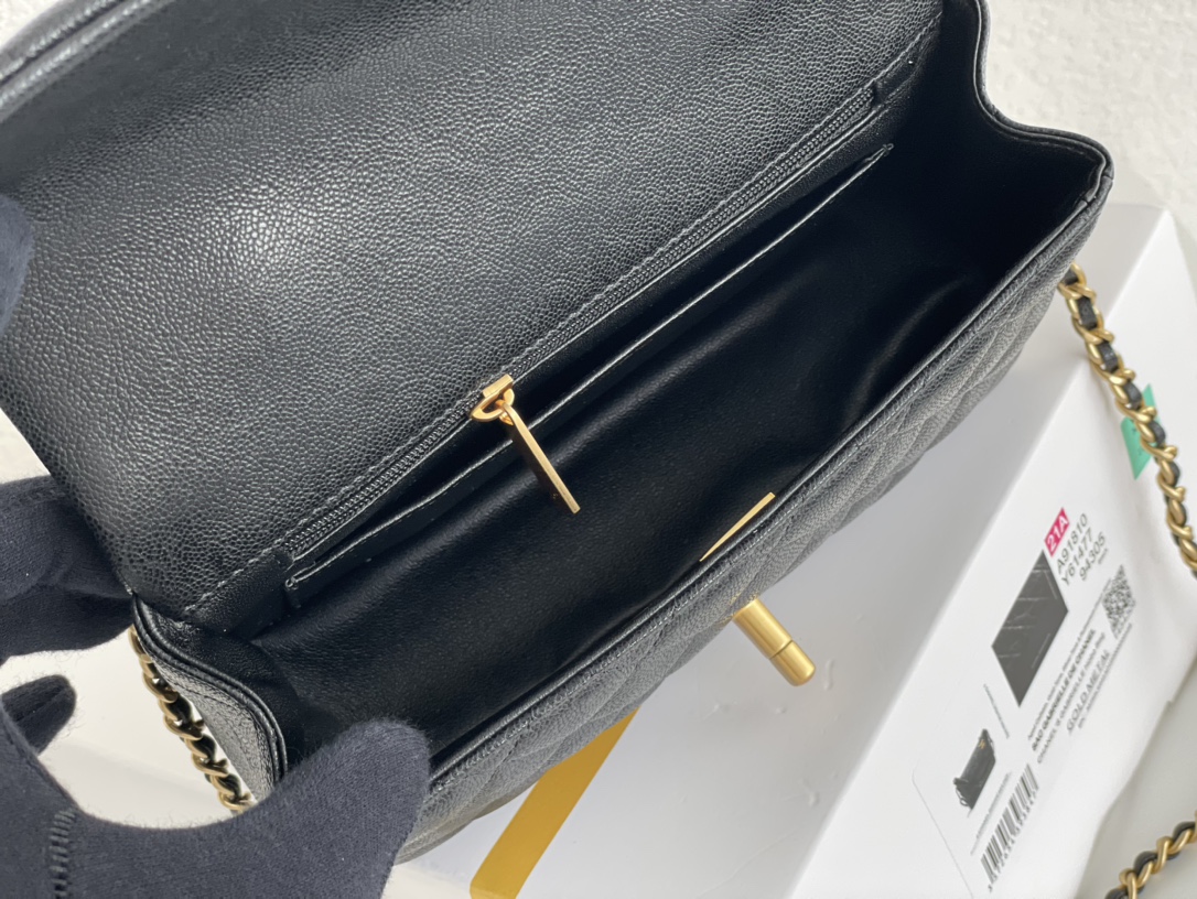 Classic Flap Mini Bag with Top Handle in Black Quilted Grained Calfskin (Caviar) with Gold-Tone Hardware - Mocuir