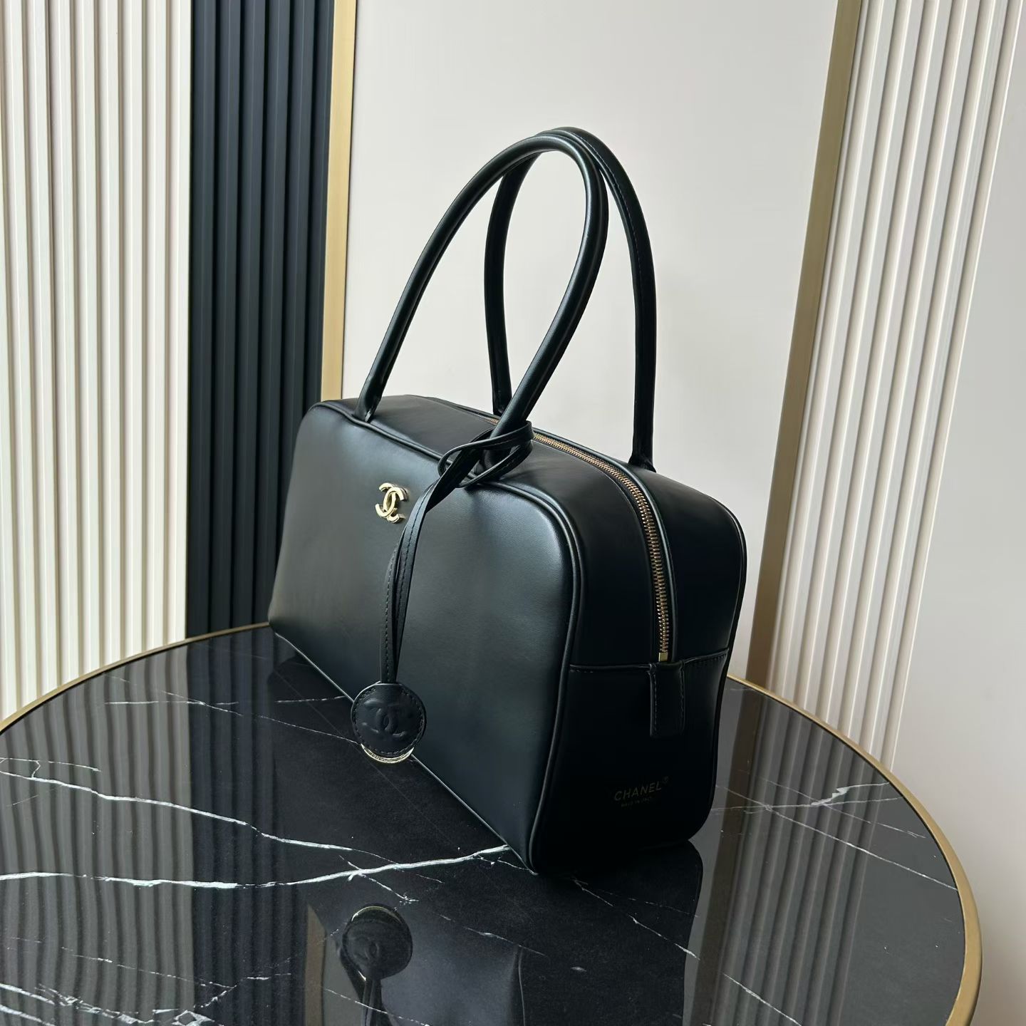 26S Black Smooth Calfskin Bowling Handbag with Gold-Tone Hardware - Mocuir