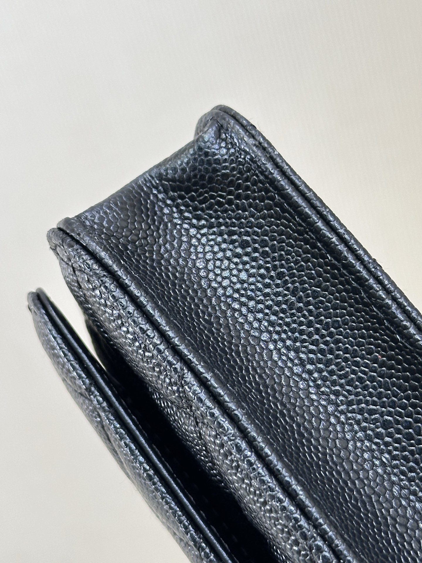 Classic Quilted Caviar Wallet on Chain with Heart Gold Ball in Black (Gold Hardware) - Mocuir