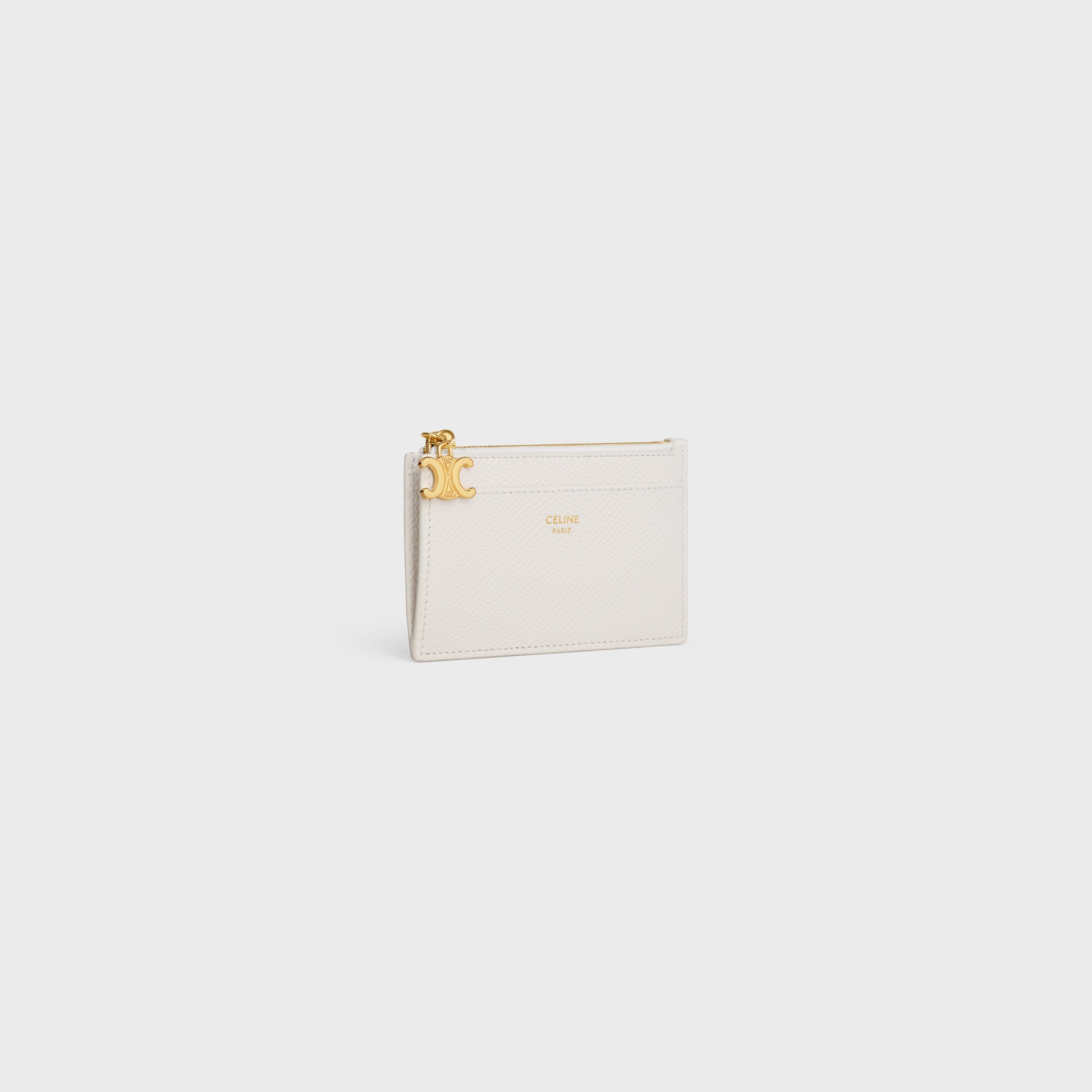 ZIPPED CARD HOLDER TRIOMPHE CHARMS IN GRAINED CALFSKIN RICE