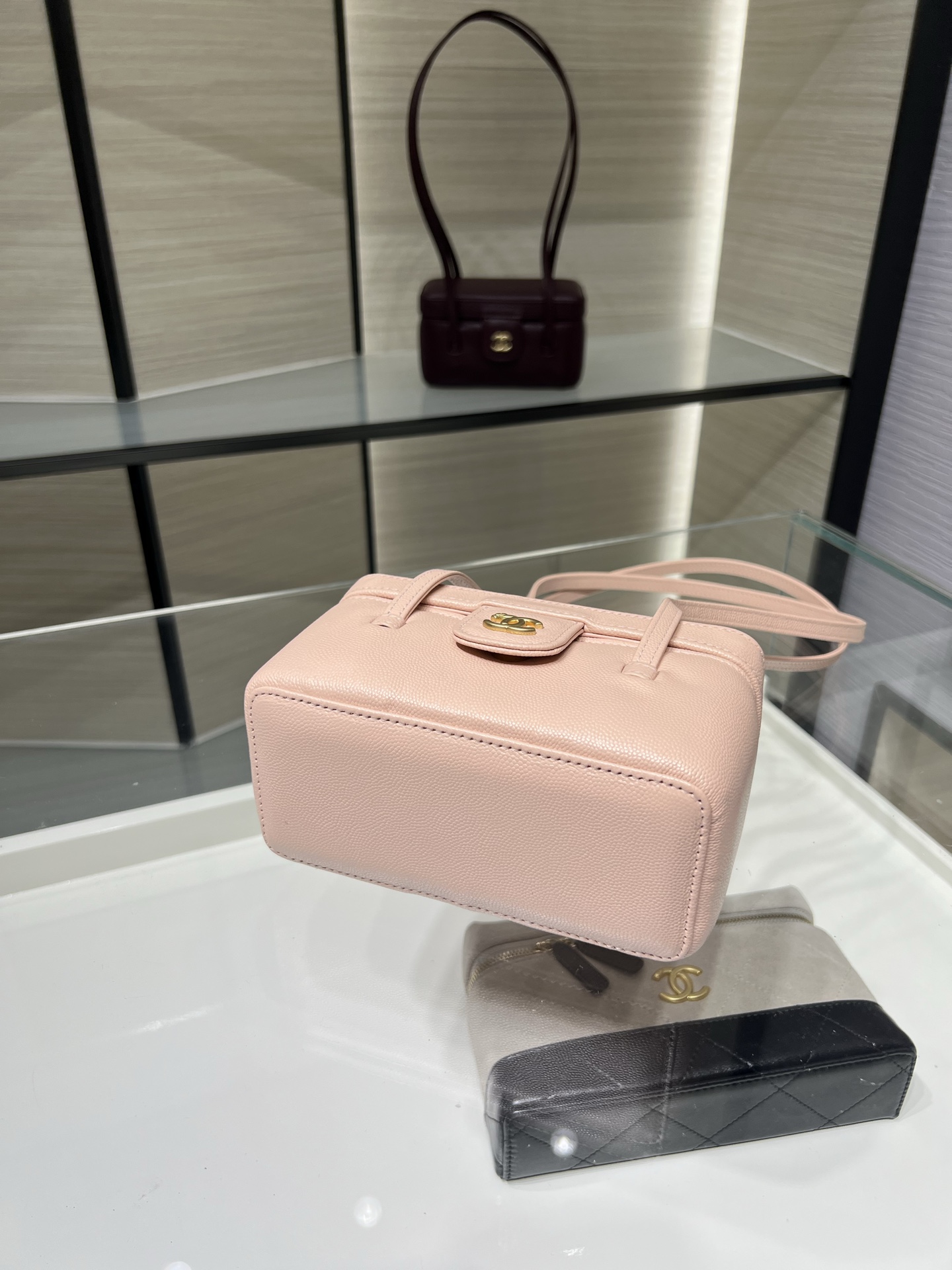 26P Preppy Coco Pink Quilted Caviar Leather Long Vanity Handbag with Gold-Tone Hardware - Mocuir