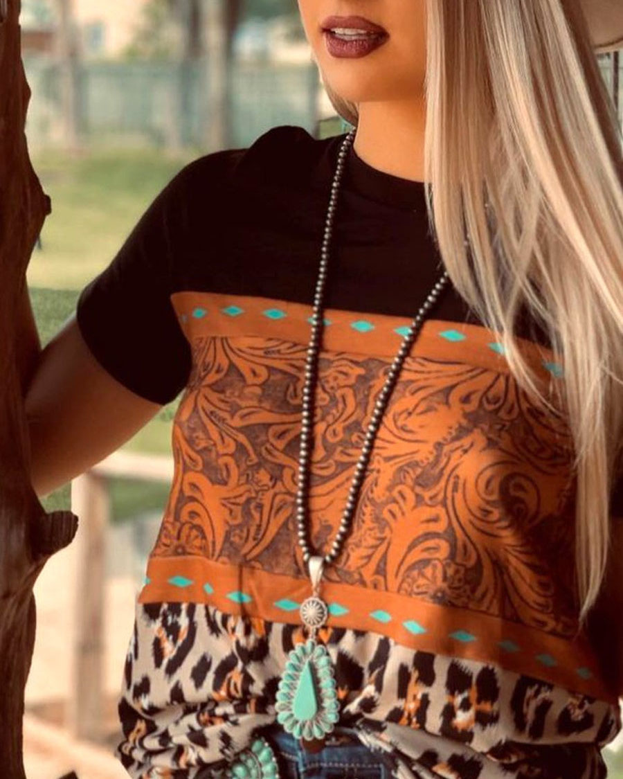 Women's Contrast Paneled Leopard Print T-Shirt