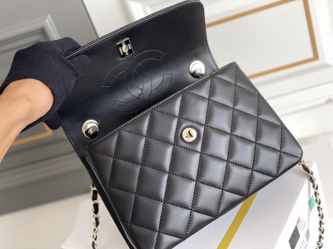 Trendy CC Small Top Handle Flap Bag in Black Quilted Lambskin with Gold-Tone Hardware (Model A92236) - Mocuir