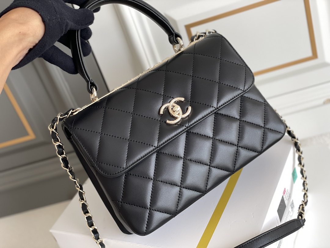 Trendy CC Small Top Handle Flap Bag in Black Quilted Lambskin with Gold-Tone Hardware (Model A92236) - Mocuir