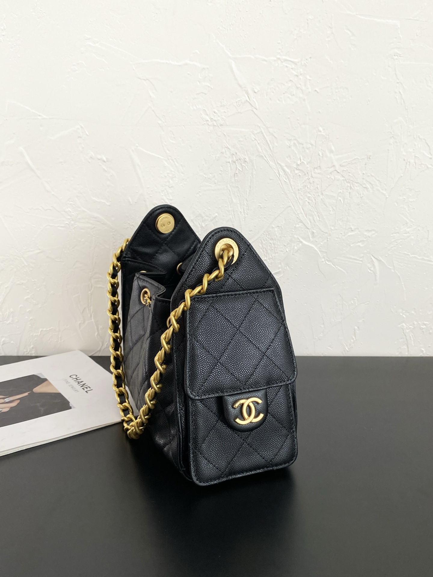 25K Quilted Caviar Leather Bucket Bag with Gold-Tone Hardware - Mocuir