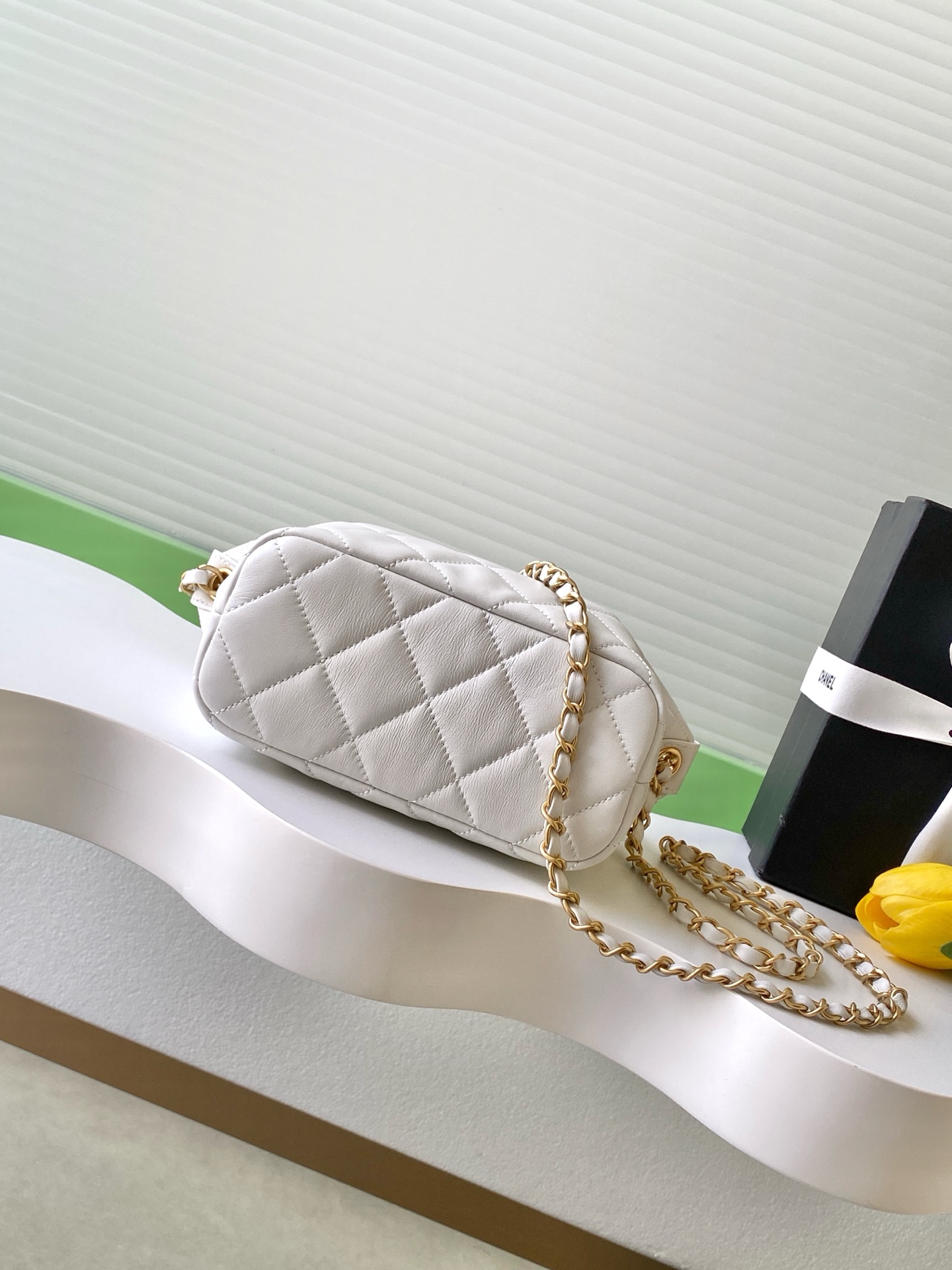 Quilted Lambskin Hobo Bag with Pearl Chain in White (Gold Hardware) - Mocuir