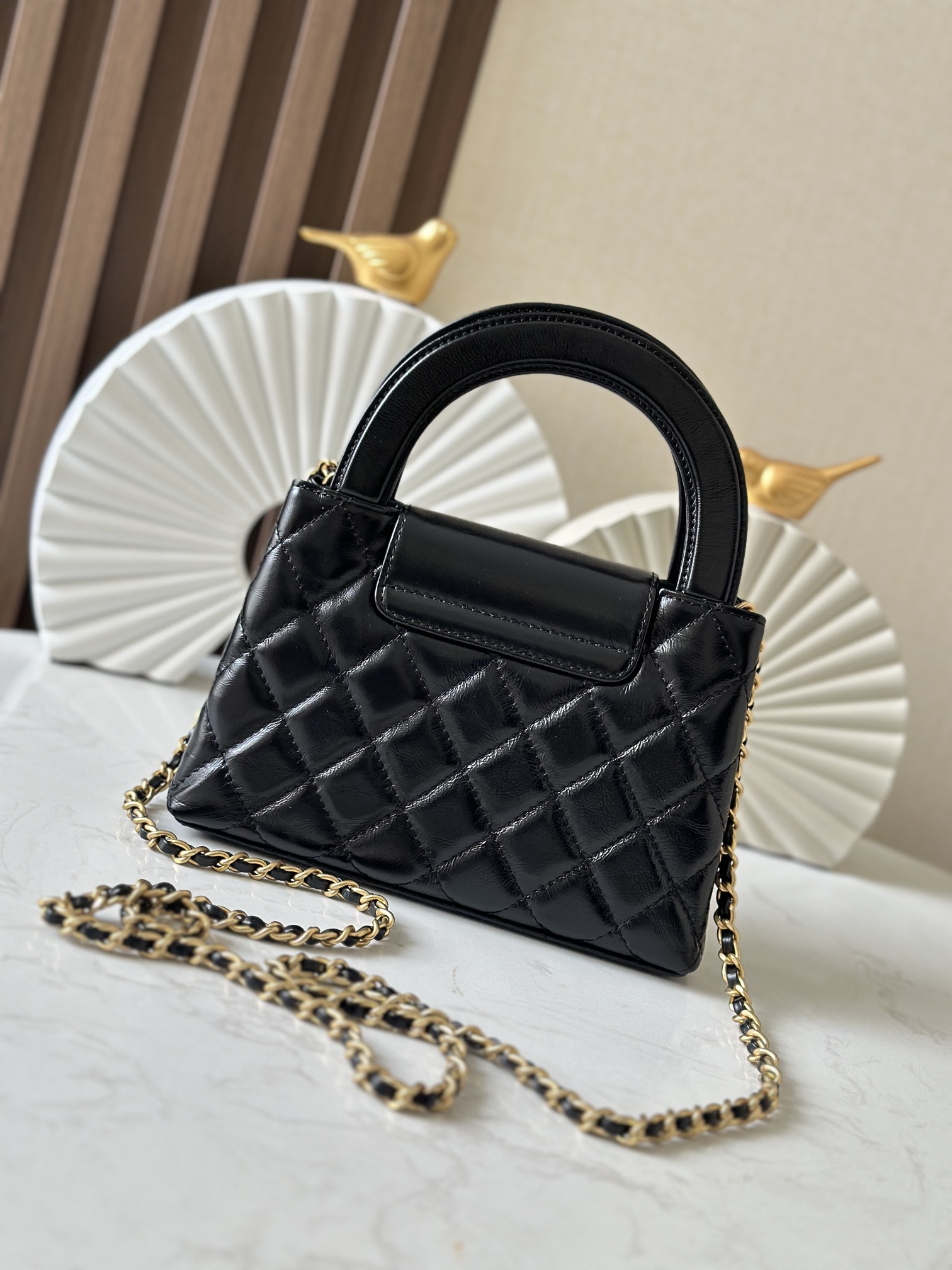 Black Shiny Calfskin Quilted Mini Kelly-Style Handbag with Gold Hardware - Mocuir
