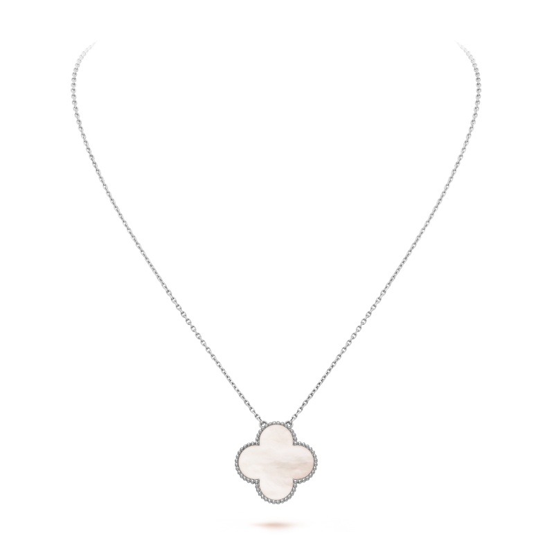 Magic Alhambra pendant