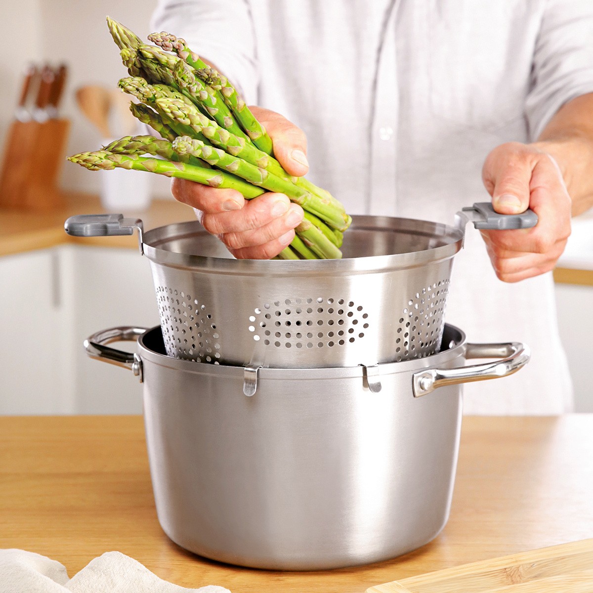 Cedicí nádoba GrandCHEF ø 23 cm