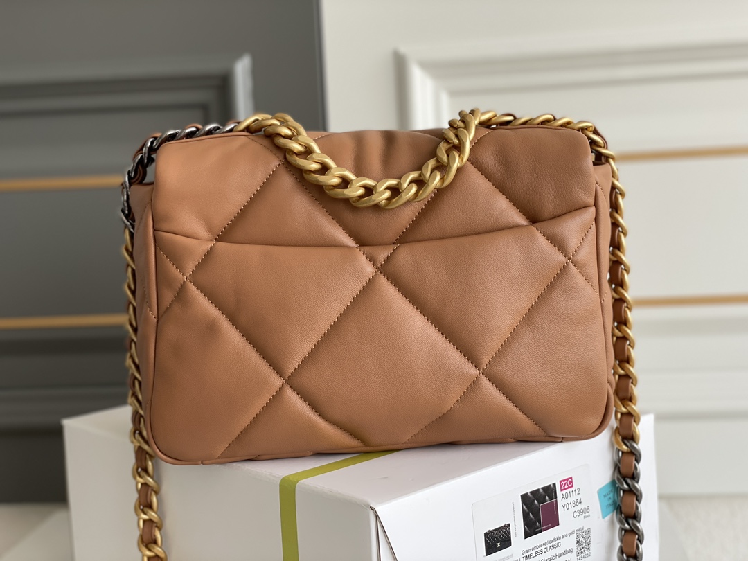19 Handbag in Caramel Quilted Shiny Lambskin with Gold-Tone, Silver-Tone & Ruthenium-Finish Metal (Model AS1160) - Mocuir