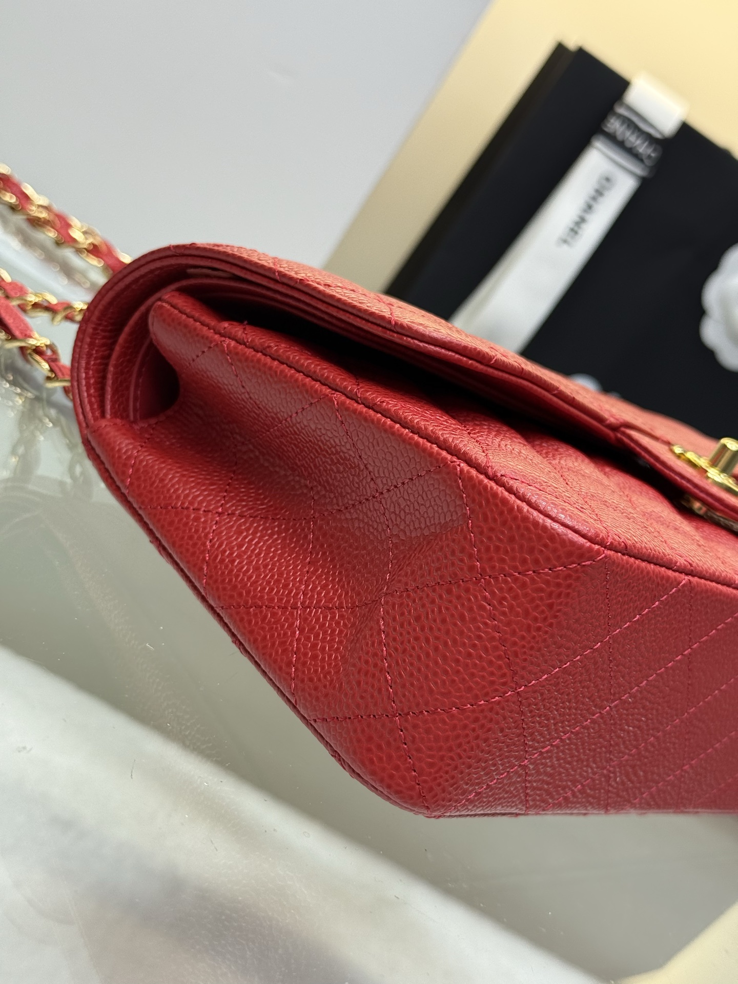 Classic Flap Bag（Red） - Mocuir