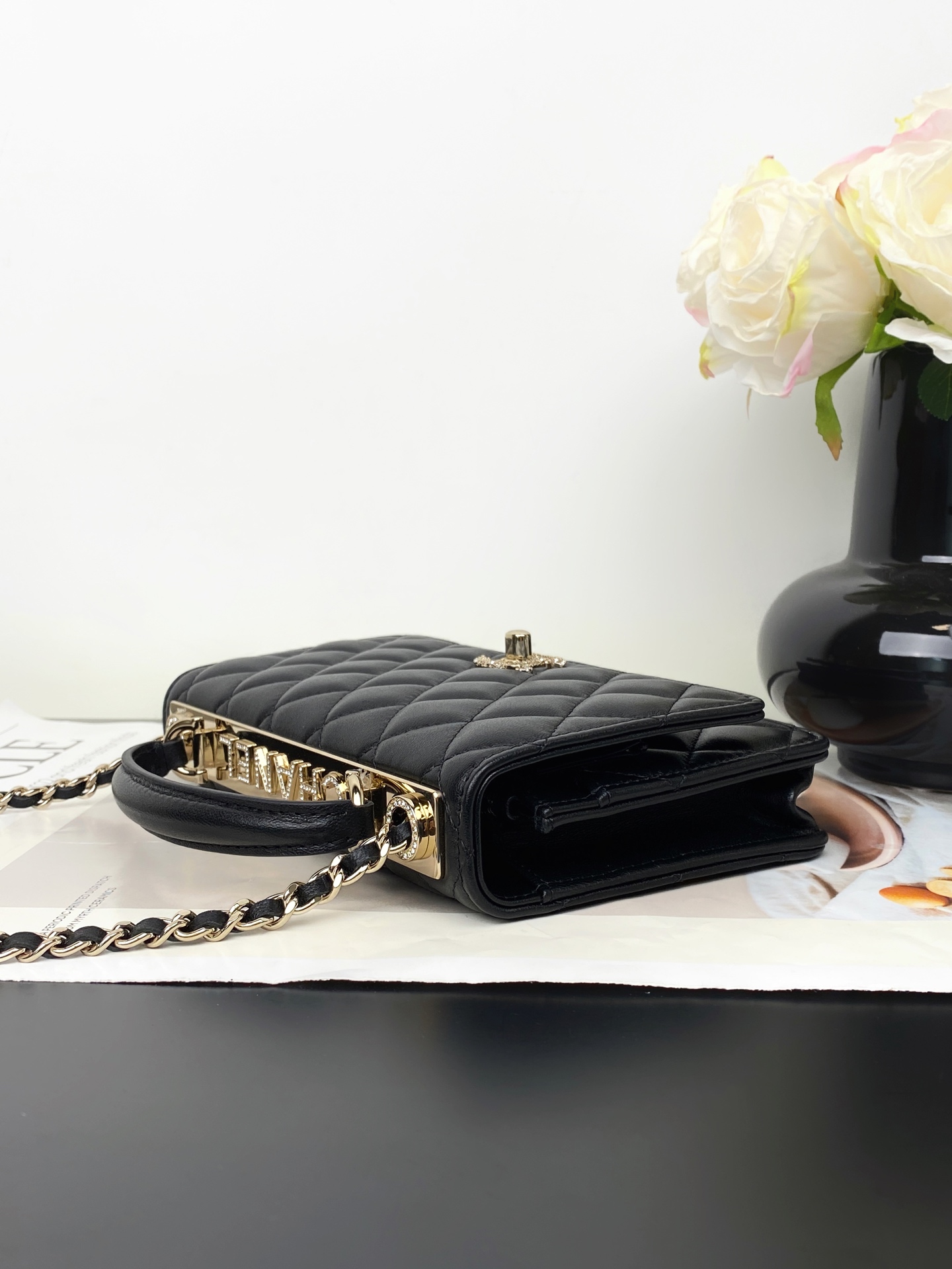 24C Trendy CC Wallet on Chain (WOC) with Handle in Black Lambskin with Crystal CC Gold Hardware (Model AM7652) - Mocuir