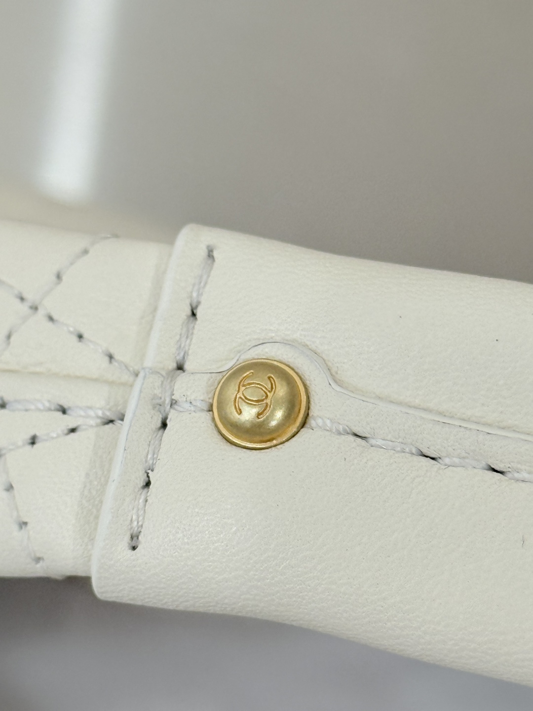 Medium Handbag - Mocuir